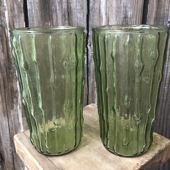 Vintage Green Ribbed Glasses